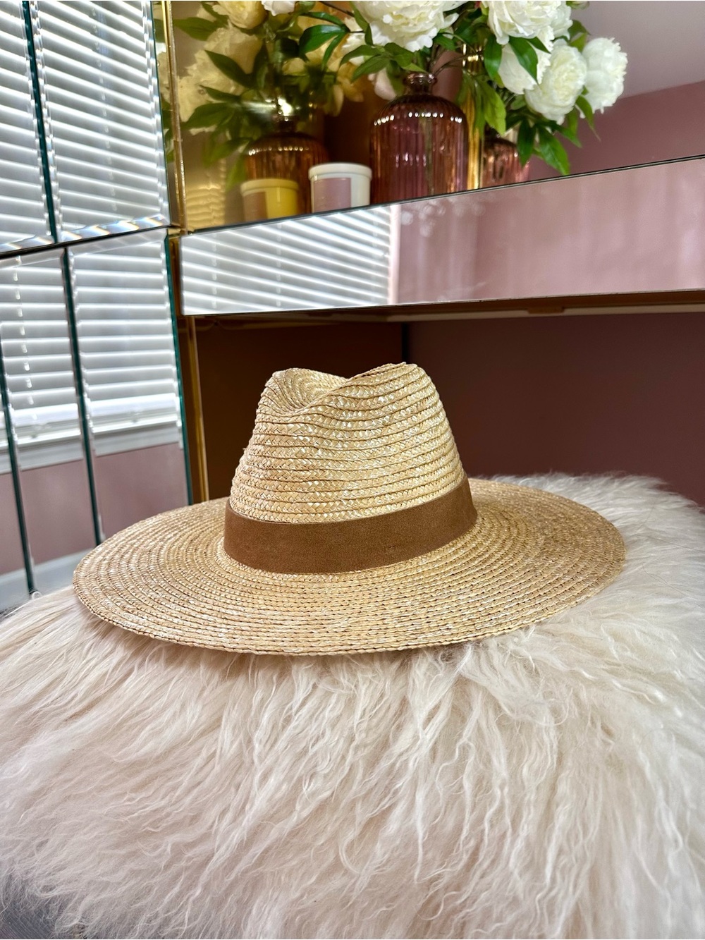 GIGI PIP 🤎 Genuine Suede Banded Straw Hat - Picture 2 of 11